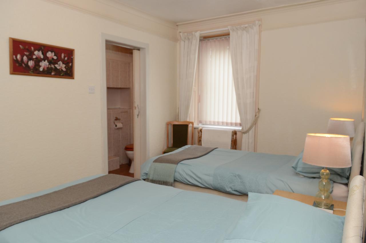 Morven Guest House กาลาชีลส์ ภายนอก รูปภาพ